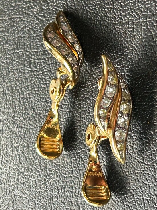 Vintage MONET Gold Toned & Diamond Clip-On Earrings - Picture 2 of 4
